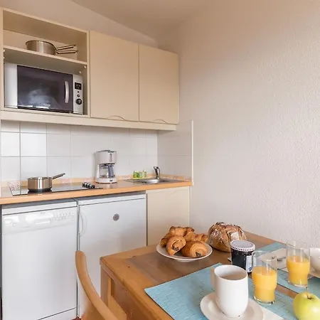 Pierre & Le Pedrou Aparthotel Font-Romeu-Odeillo-Via