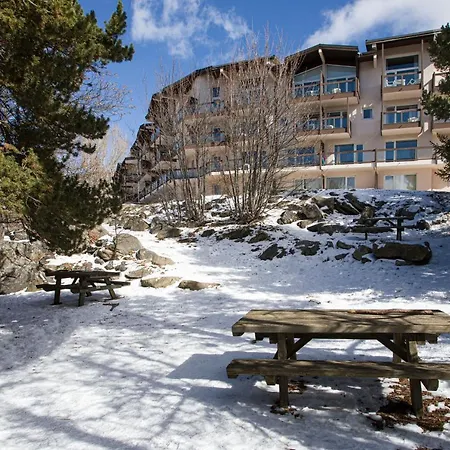 Aparthotel Pierre & Le Pedrou Font-Romeu-Odeillo-Via