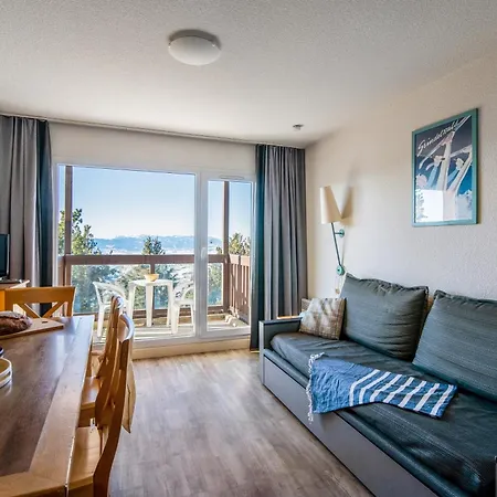 Hotel apartamentowy Pierre & Le Pedrou 3*