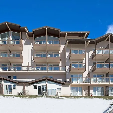 Hotel apartamentowy Pierre & Le Pedrou Font-Romeu-Odeillo-Via