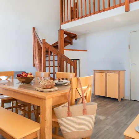 Pierre & Le Pedrou Hotel apartamentowy Font-Romeu-Odeillo-Via
