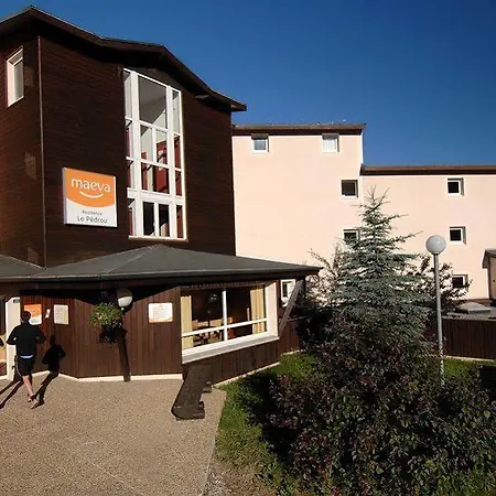 Pierre & Le Pedrou Aparthotel 3*
