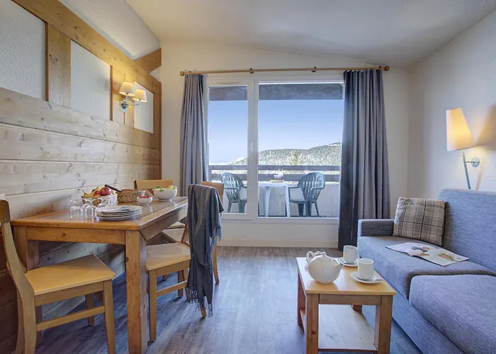 Pierre & Le Pedrou Aparthotel