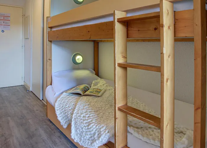 Pierre & Le Pedrou Aparthotel 3*