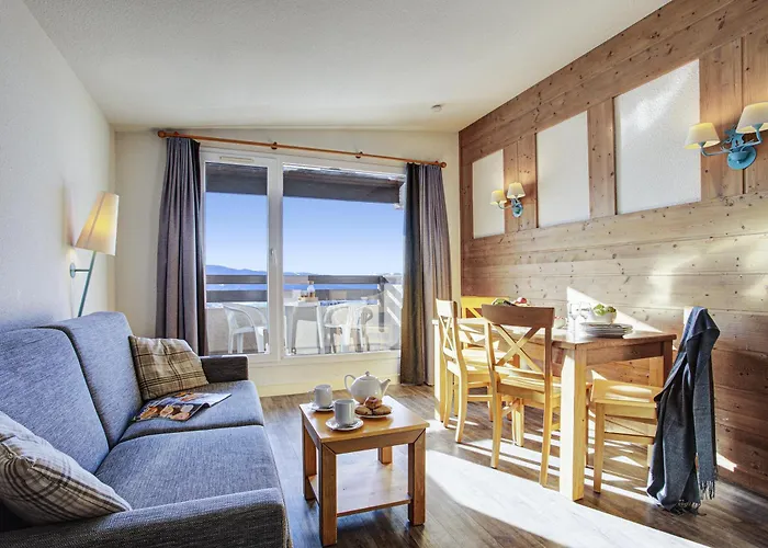 Pierre & Le Pedrou Aparthotel Font-Romeu-Odeillo-Via