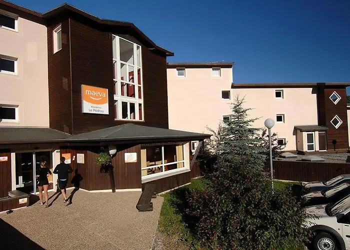 Pierre & Le Pedrou Aparthotel 3*